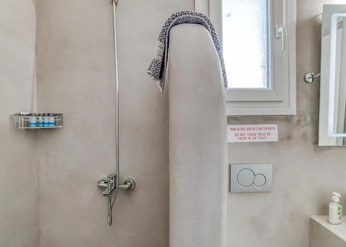 Ippocampos Seaside Serenity - Unwind At Paros Poolside Retreats Apartment Alikí