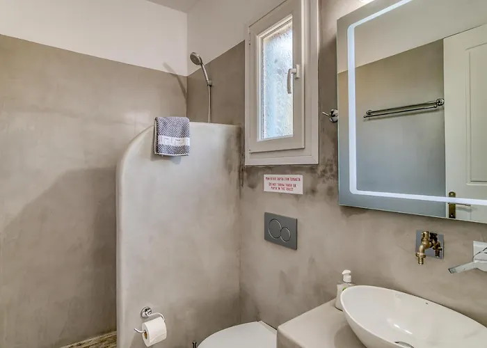 Ippocampos Seaside Serenity - Unwind At Paros Poolside Retreats Apartment *