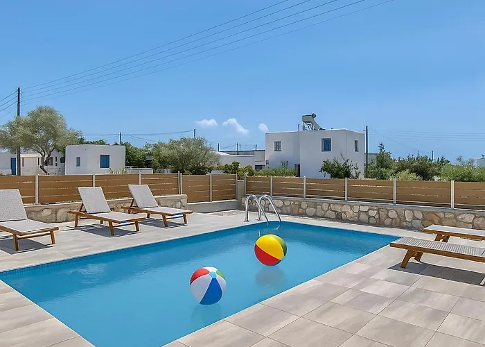 Ippocampos Seaside Serenity - Unwind At Paros Poolside Retreats Apartment Alikí