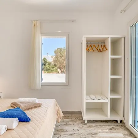 Ippocampos Seaside Serenity - Unwind At Paros Poolside Retreats