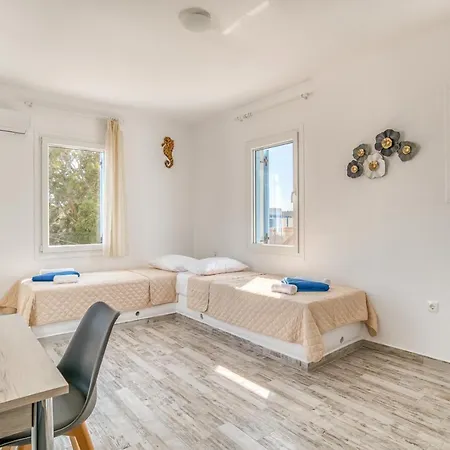 Ippocampos Seaside Serenity - Unwind At Paros Poolside Retreats Lejlighed