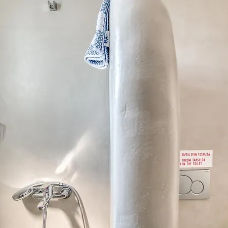 Lejlighed Ippocampos Seaside Serenity - Unwind At Paros Poolside Retreats Alikí