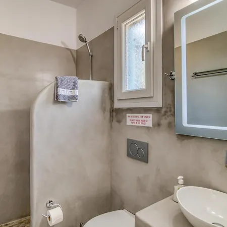 Ippocampos Seaside Serenity - Unwind At Paros Poolside Retreats Lejlighed *